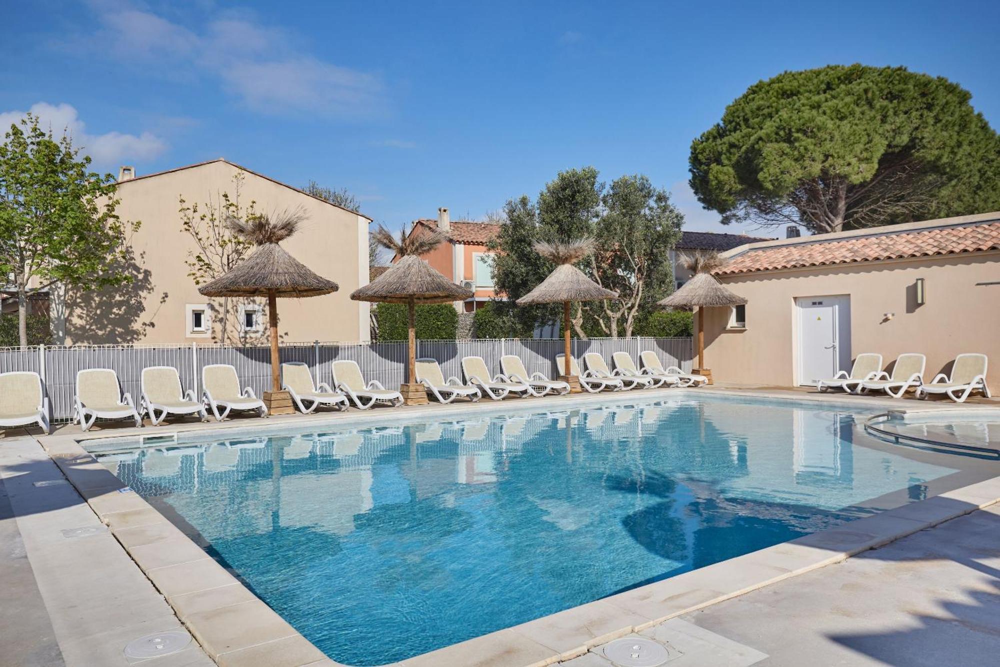 Residence Odalys Le Mas Des Flamants Aigues-Mortes Exterior foto